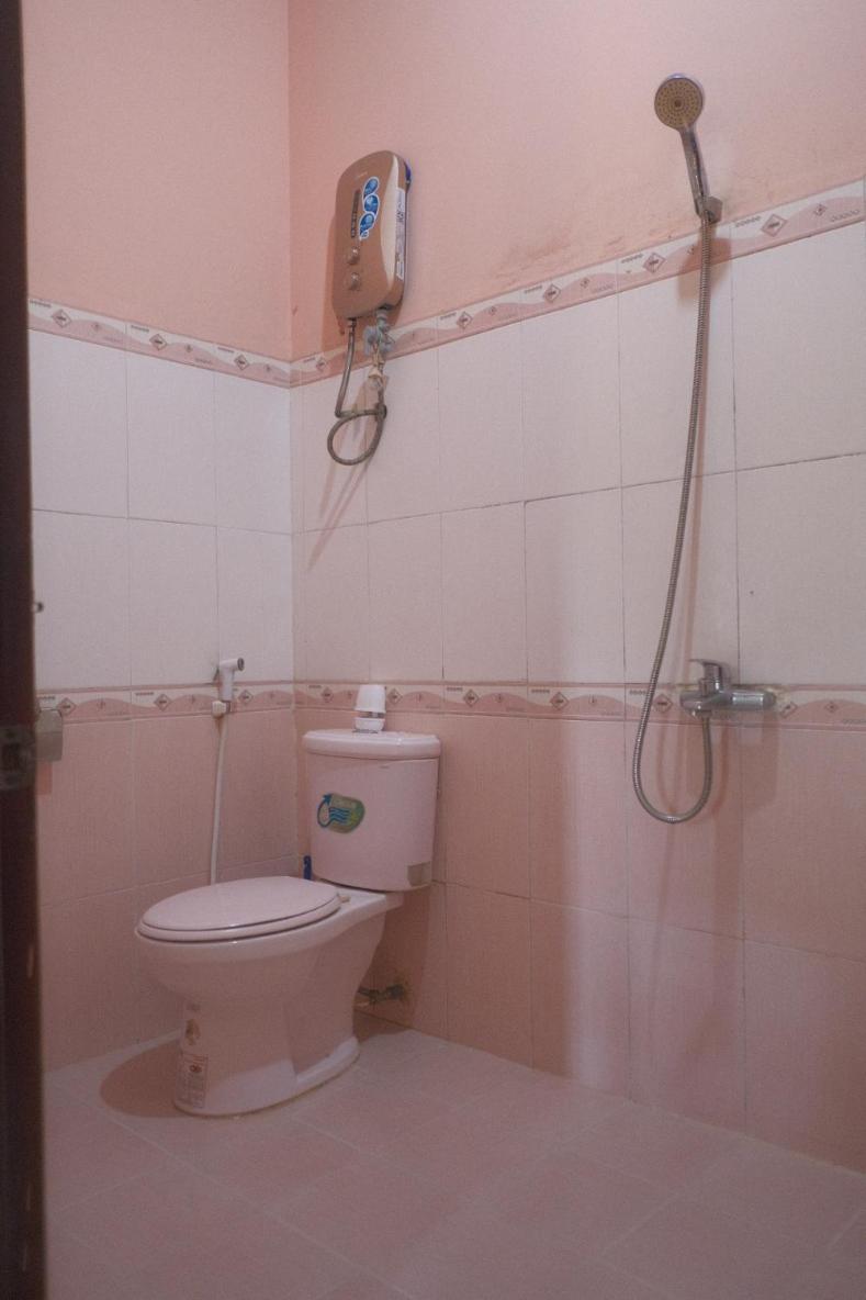 Kon Von Kla Tron Homestay المظهر الخارجي الصورة